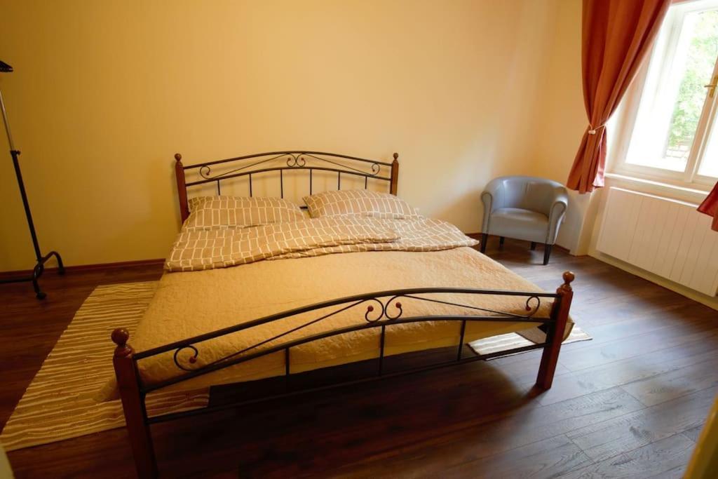 Appartement Comfort 2bedrooms Quite Place!-vinohrady Praag